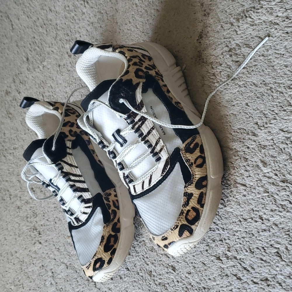 Mark Nason animal print athletic shoe size 8.5